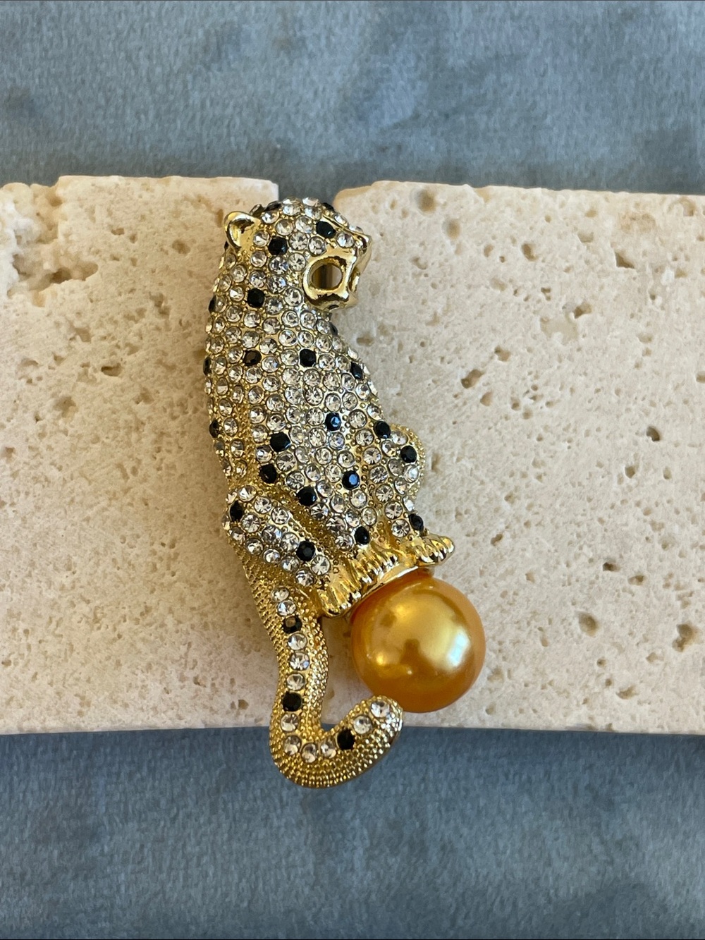 Gold Leopard Crystal Brooch with Golden Pearl Accent